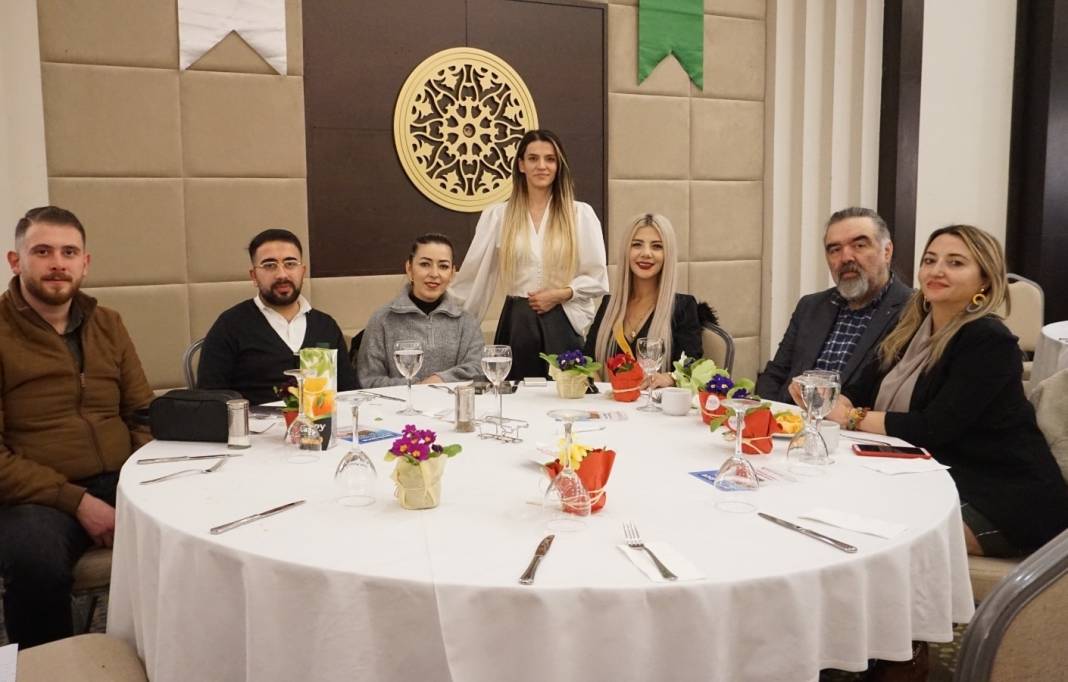 Uzdemir’den dev organizasyon 2